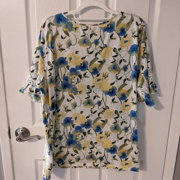 Lacey Prairie Multicolor Floral Short Sleeve Top from Siren Lily Women Size 3X - Picture 3 of 7